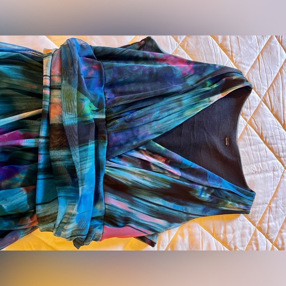 Cocktail/Spring sleeveless dress. - Picture 2 of 3